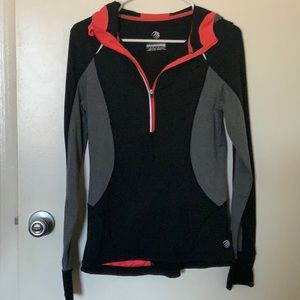 Mondetta performance gear (MPG) pullover hoodie
